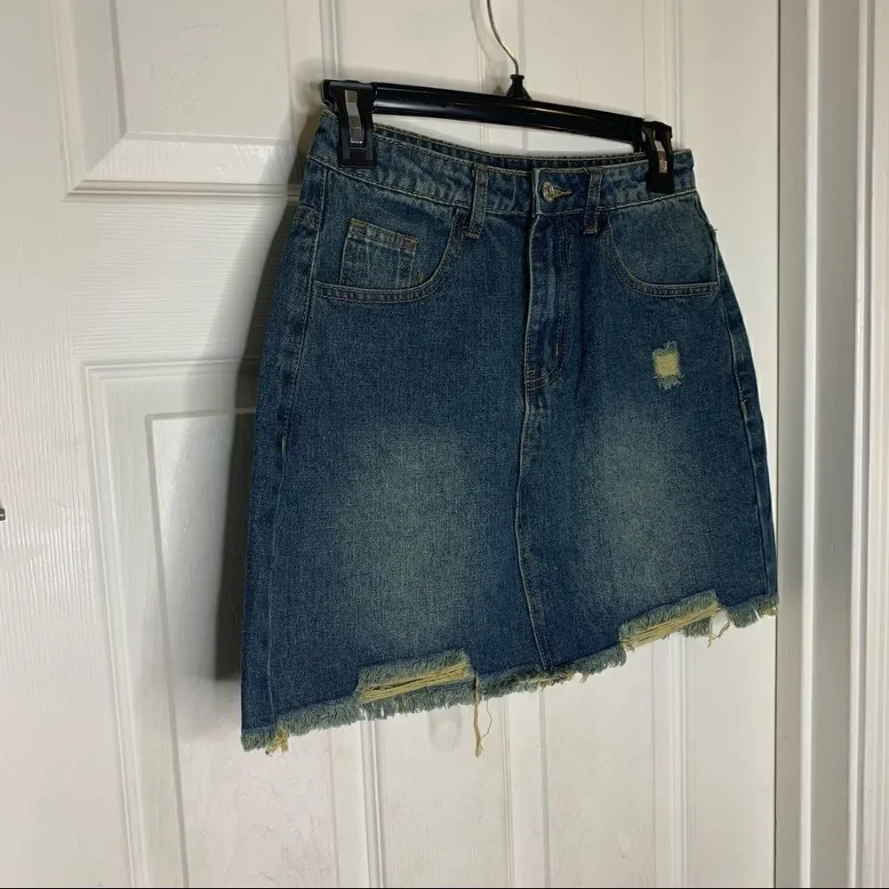 Missguided Ripped Aline Jean Skirt Raw Hem Size 4